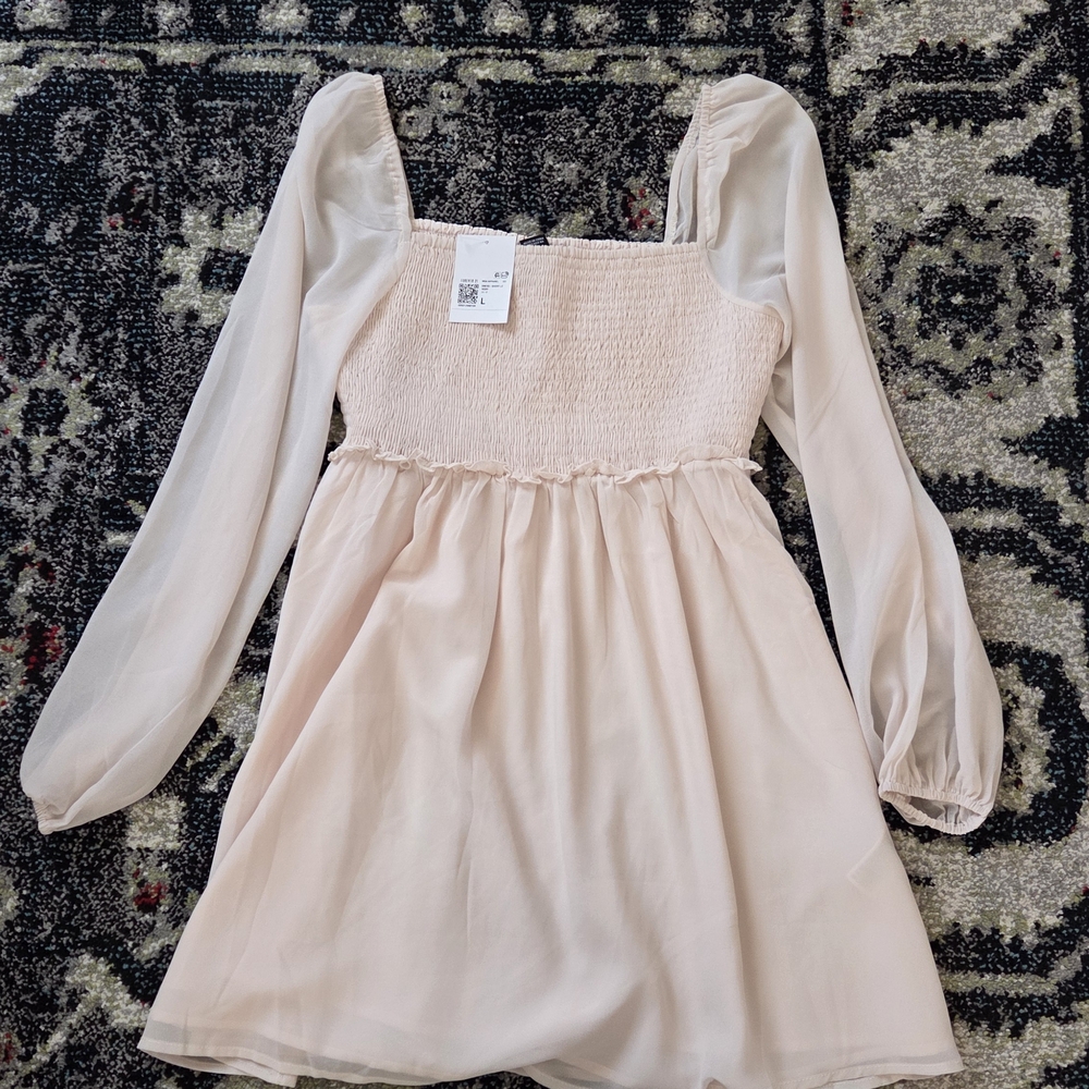 Forever 21 Light Cream Formal Dress with Long Sleeves